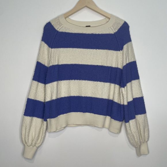 Free People Sweaters - Free People Blue And White Puff Sleeve Sweater Size Small